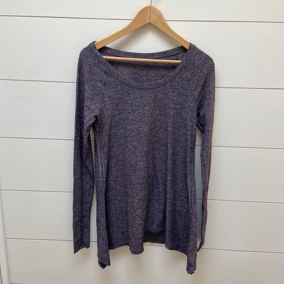 Long sleeve flow tee - Picture 3 of 3